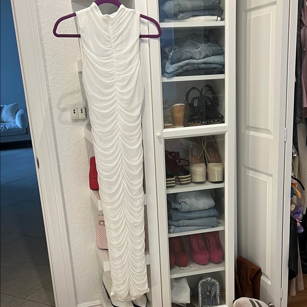 Naked Wardrobe White Draped/Ruched Dress - Picture 4 of 4